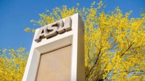 教育国际合作和人才培养典范：亚利桑那州立大学中文在线硕士项目毕业典礼2026上海站圆满举办