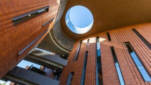 3500万美元的捐赠将提升ASU在全球供应链管理领域的领先地位